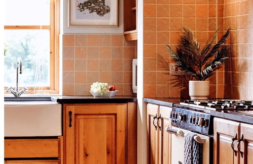 Devils Bridge House | Wonderful villa for 12 guests with hot tub, WIFI and pets allowed