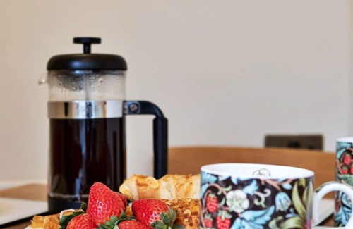 Ingleton House | Wonderful villa for 4 guests with WIFI, TV, terrace, pets allowed and parking