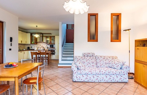 Arizzano House | Wonderful villa for 5 people with WIFI, TV and balcony