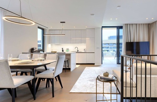 Crveni Vrh House | Wonderful villa for 8 guests with A/C, hot tub, WIFI, pool, TV and terrace