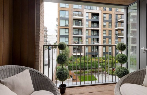 Sands End Apartment | Wonderful Waterfront Apartment Chelsea