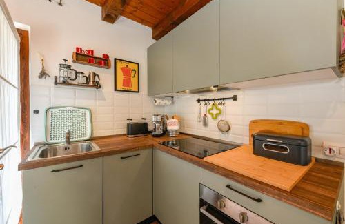 Colà Di Lazise Apartment | Wood-En Loft immerso nel verde, vicino a Gardaland