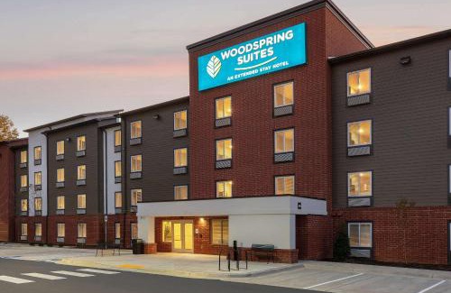 Landover Hotel | Wood Spring Suites Washington DC East Arena Drive