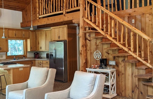 Benton County Cabin | Wooded Log Style Home on the River, easy access off Hwy 10