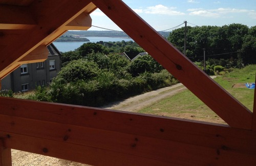 Roscanvel Ski Chalet | Wooden chalet with sea view