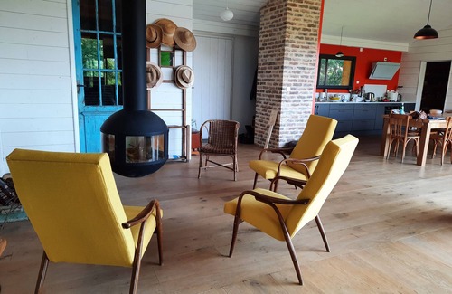 Valence-sur-Baise House | Wooden house with swimming pool and view of the Gers hills