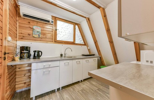 Kolobrzeg House | Wooden House in Kołobrzeg near Sandy Beach