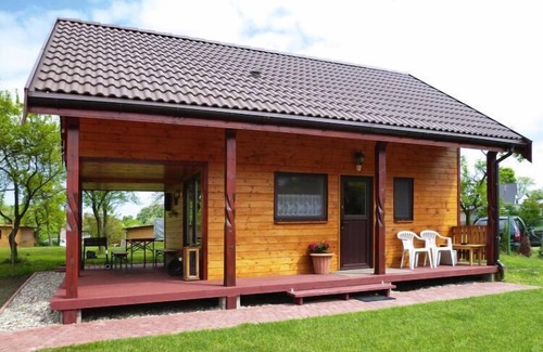 Miedzyzdroje House | Wooden House in Lubin near Lake Wicko