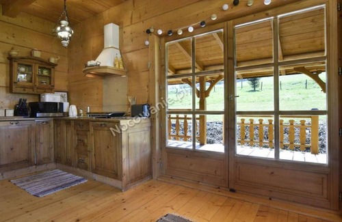 Stronie Slaskie House | Wooden House in the mountains