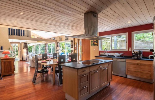 Seignosse House | Wooden villa with heated pool