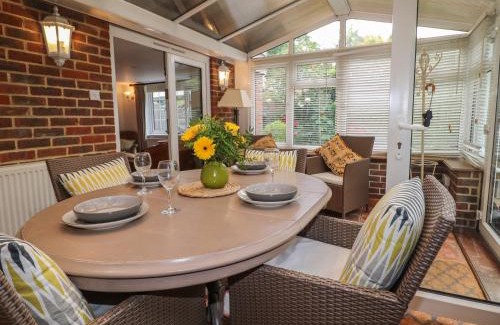Fontwell House | Woodend Annexe