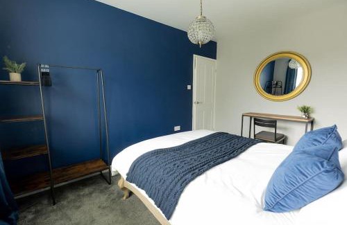 Harrogate House | WOODFIELD ROAD - Two bed in Harrogate with cosy living room fire.