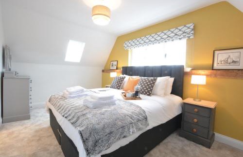 Saxmundham House | Woodland Cottage, Great Glemham
