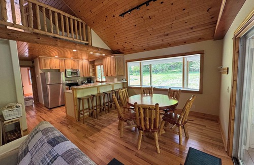Thompsonville House | Woodland Escape with Stunning Riverfront Views