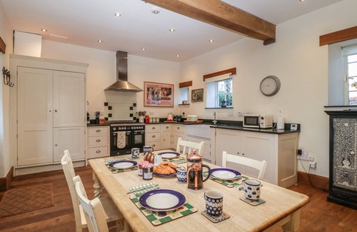 Little Cowarne Cottage | Woodlands Cottage