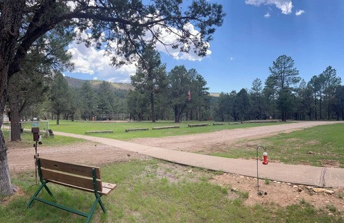 Mayhill Cabin | Woodpecker Cabin