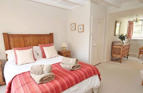 Sithney Cottage | Woodpecker Cottage