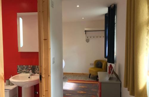 Stenalees Apartment | Woodpecker Glamping Cabin