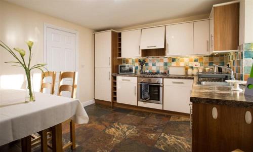Bowness-on-Windermere House | Woodside West