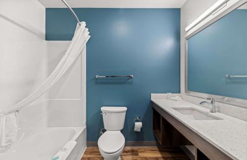 Corona Hotel | WoodSpring Suites Corona
