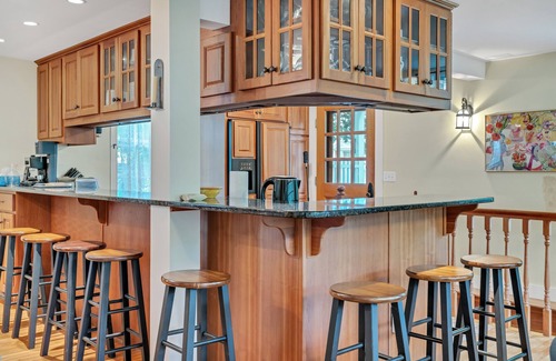 Woodstock House | Woodstock River Front, Sauna & Nature Trails