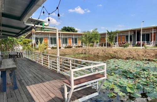 Phra Pradaeng Resort | Woodview Resort