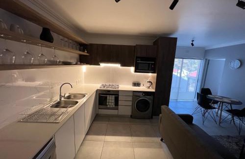 Richwood Apartment | Woodys N Brooks Luxurious Apartment 7