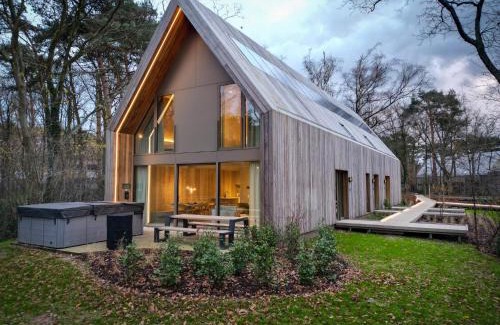 Zolder Resort | Woodz Lodges - Unwind in nature