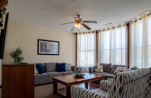 Bloomington House | Work & Stay: Upper 4BR Unit Near Downtown Hub