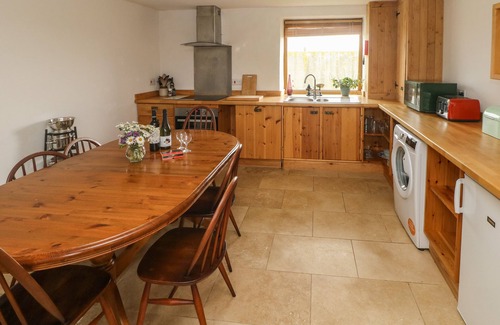 Goodwick Cottage | WORKSHOP, pet friendly, with open fire in Goodwick
