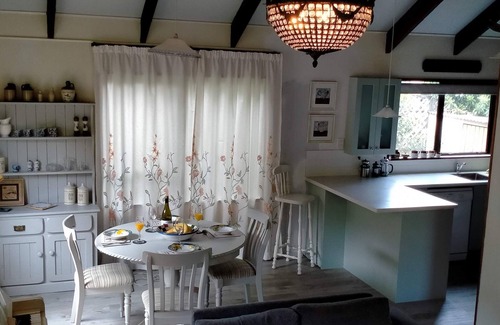 Akaroa House | WOW. A winter getaway with cosy logfire in Akaroa's most peaceful time? YES!