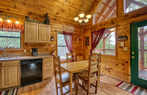 Caton Cabin | Wow! What A Cabin! Get Ready to Be "Wowed" by the Smokies!