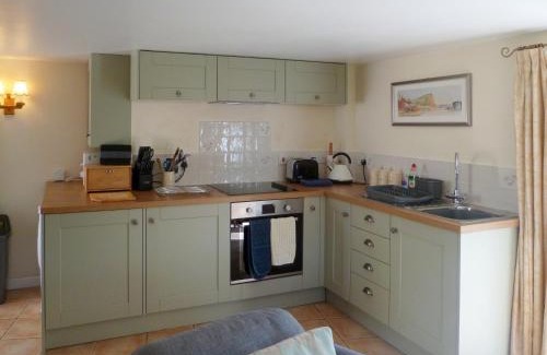 Bridport House | Wren Cottage