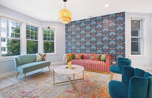 Lakeview House | Wrigleyville Jungle House w/game room basement party room for large groups!