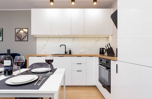 Bielany Apartment | Wrzeciono 1A | Apartment for 6 | Metro Wawrzyszew