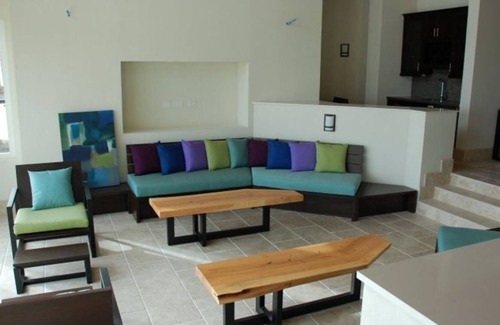 Governor's Harbour Villa | WV2 Stunning Contemporary Beach Villa w/ Private Pool, 50-Mile Ocean Views