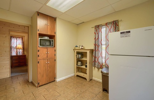 Laurelville Cabin | Wyandot Woods - Cape Cod