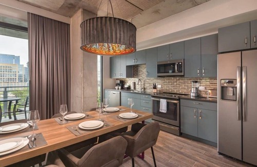 Clarksville Condo | Wyndham Austin Resort | 2BR/2BA Balcony King Suite