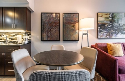 Lower Nob Hill Hotel | Wyndham Canterbury at San Francisco - 1 Bedroom