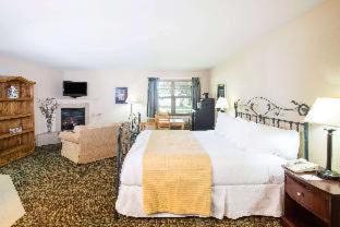 Galena Hotel | Wyndham Garden Galena Hotel & Day Spa