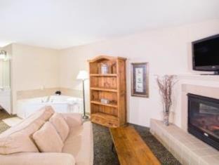 Galena Hotel | Wyndham Garden Galena Hotel & Day Spa