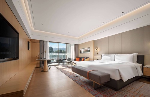 Duanzhou Qu Hotel | Wyndham Grand Zhaoqing Downtown