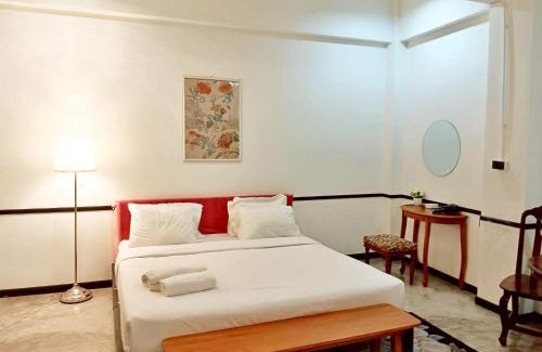 Samphanthawong Apartment | X The Character Yaowarat - คาแรคเตอร์ เยาวราช