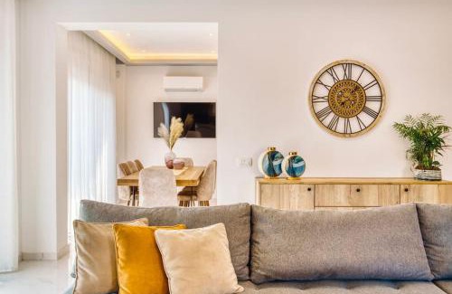 Gaitanion Villa | Xenia, Relaxing Pool Villa