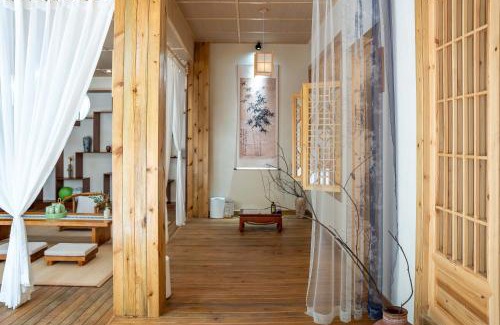 Dujiangyan Hotel | Xiwoo Designer Villa with Exclusive Courtyard & Hot Spring