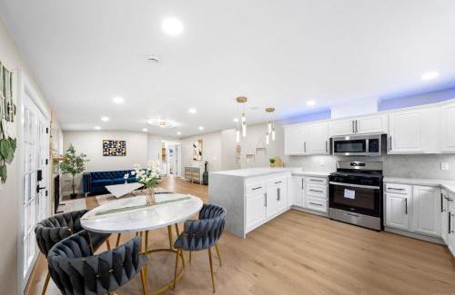 Poway Apartment | Xlnc Exotic home13824 Powers Rd