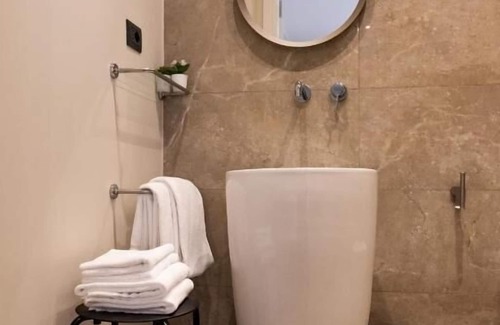 Prati Bed & Breakfast | XXIV Domus Luxury Suites