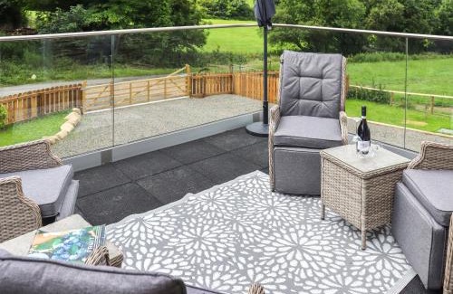 Clynderwen House | Y Felin