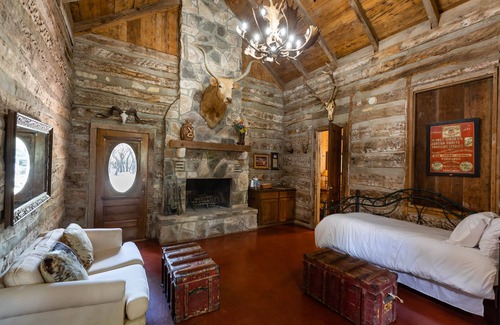 Mountain Home House | Y.O. Ranch Headquarters