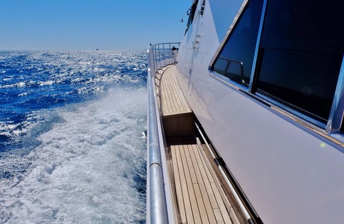 Saint-Tropez City Centre Boat Rental | Yacht Charter Saint Tropez